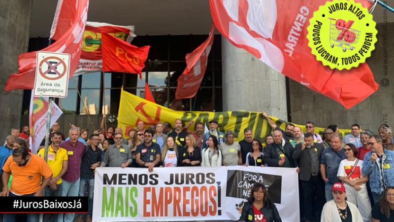 Copom volta a anunciar queda de Selic, que vai para 12,75%
