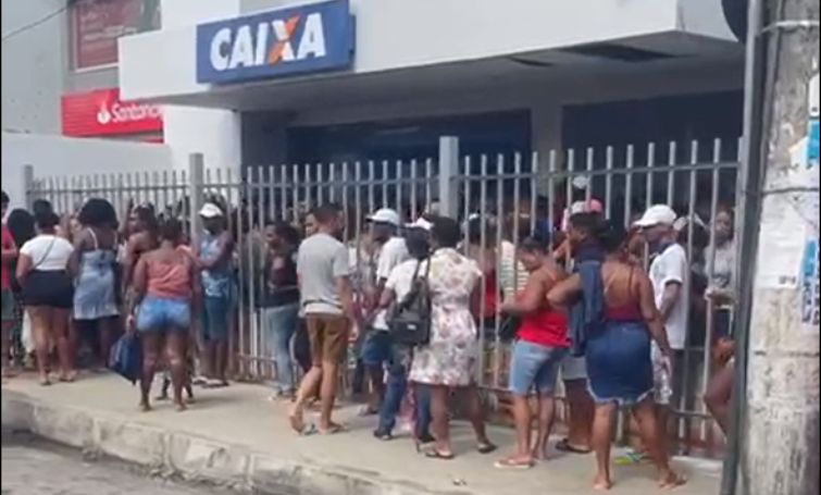 filas-pe-de-meia.jpg