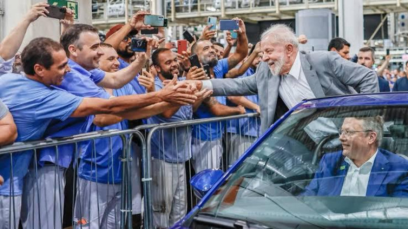 Em discurso, Lula abre possibilidade para futura isenção de imposto sobre PLR