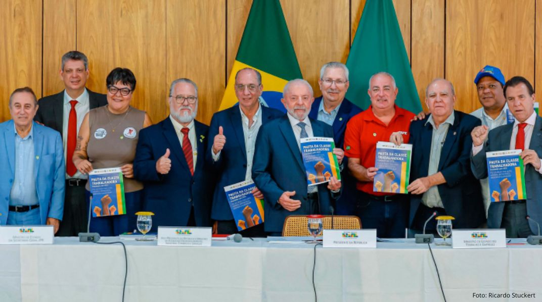 Entrega-da-Pauta-da-Classe-Trabalhadora-para-Lula-Foto-Ricardo-Stuckert.jpg